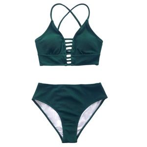 NWT CUPSHE two piece bathing suit